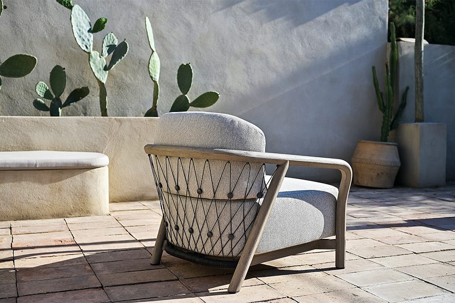 LesJardins-ChesterFA05500AMB1-62724 – 26744 Chester Armchair from LES Jardins